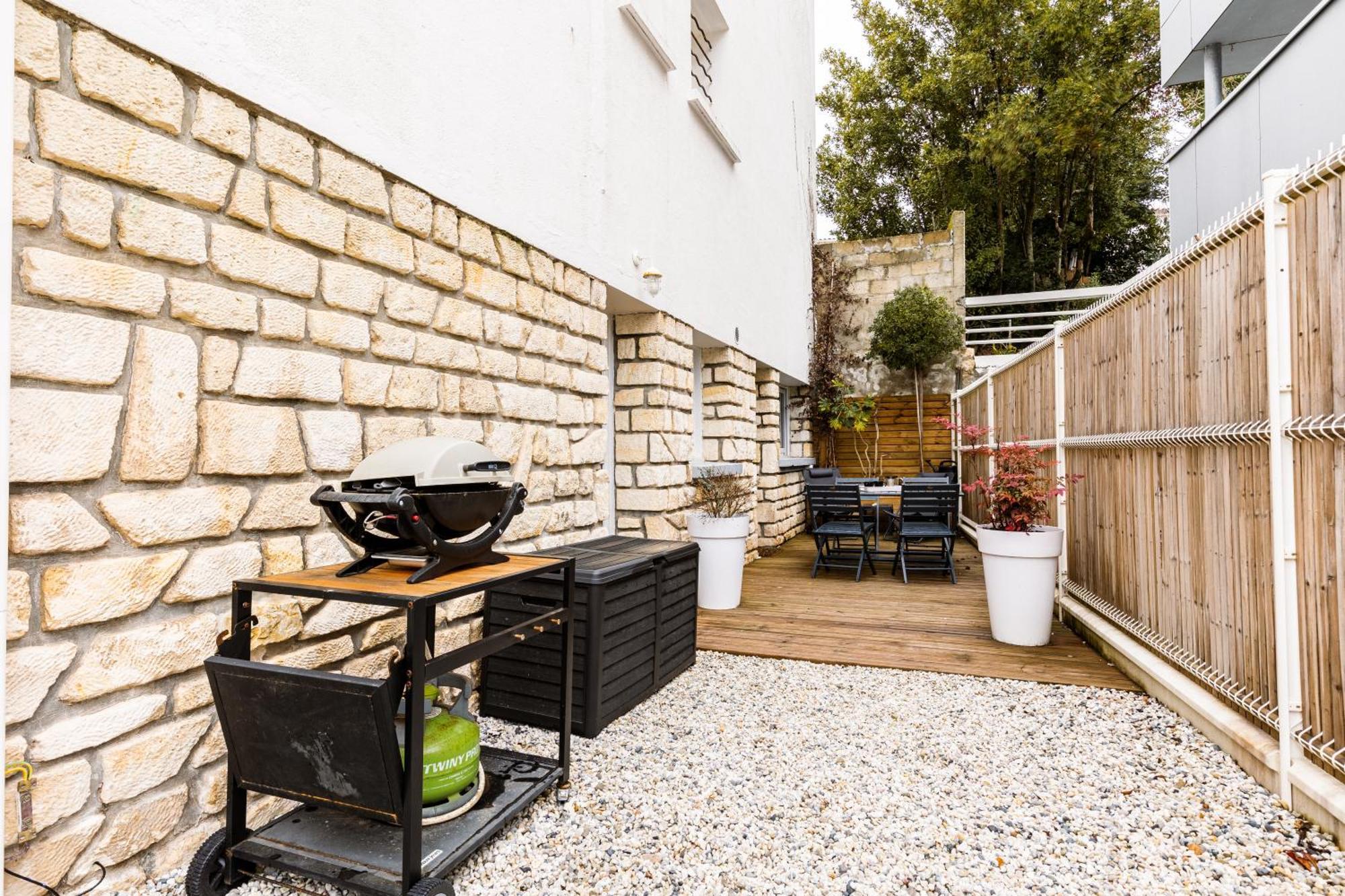 L'Auguste - Appartement Terrasse, 450M De La Plage 로양 외부 사진