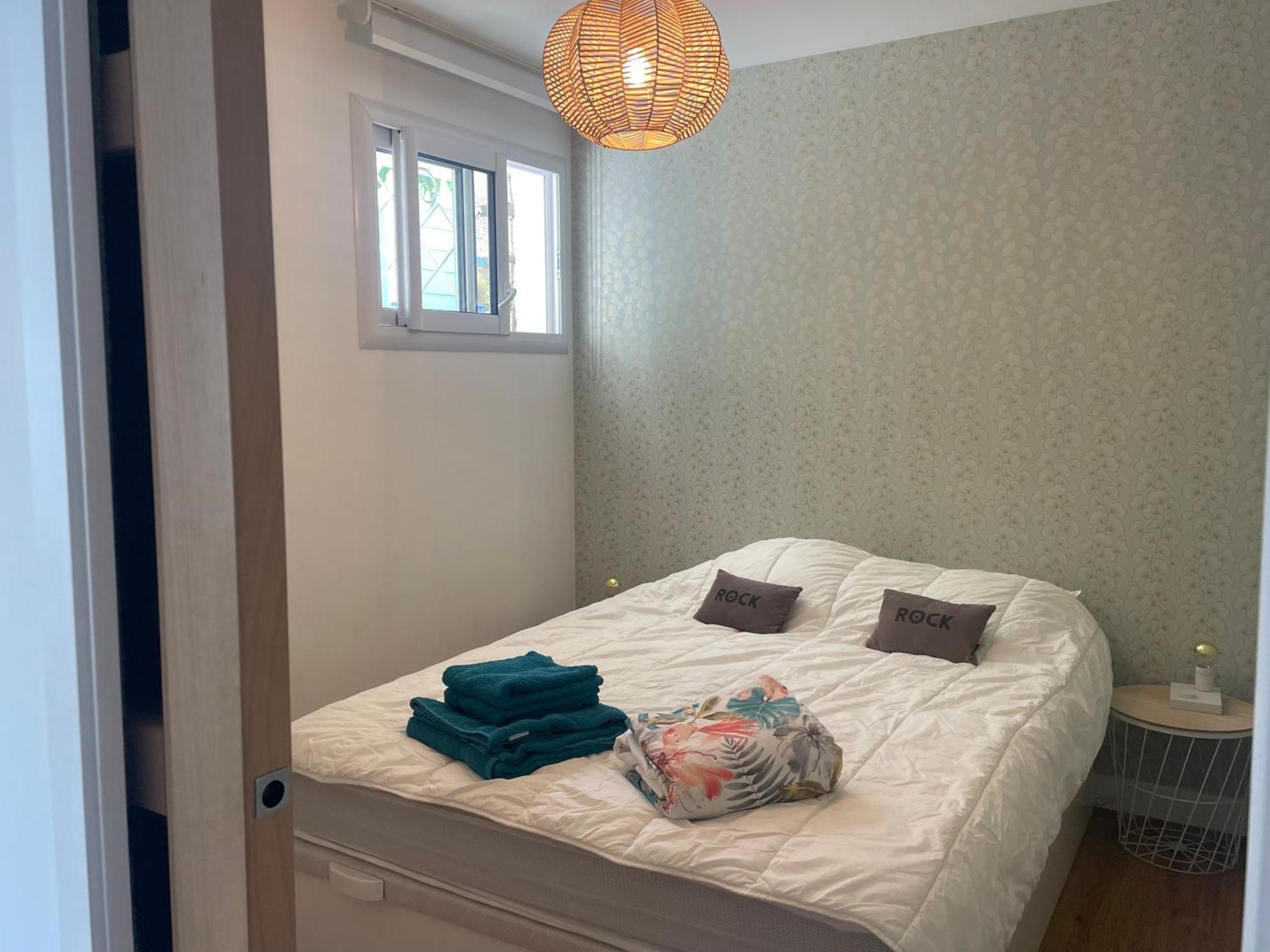 L'Auguste - Appartement Terrasse, 450M De La Plage 로양 외부 사진