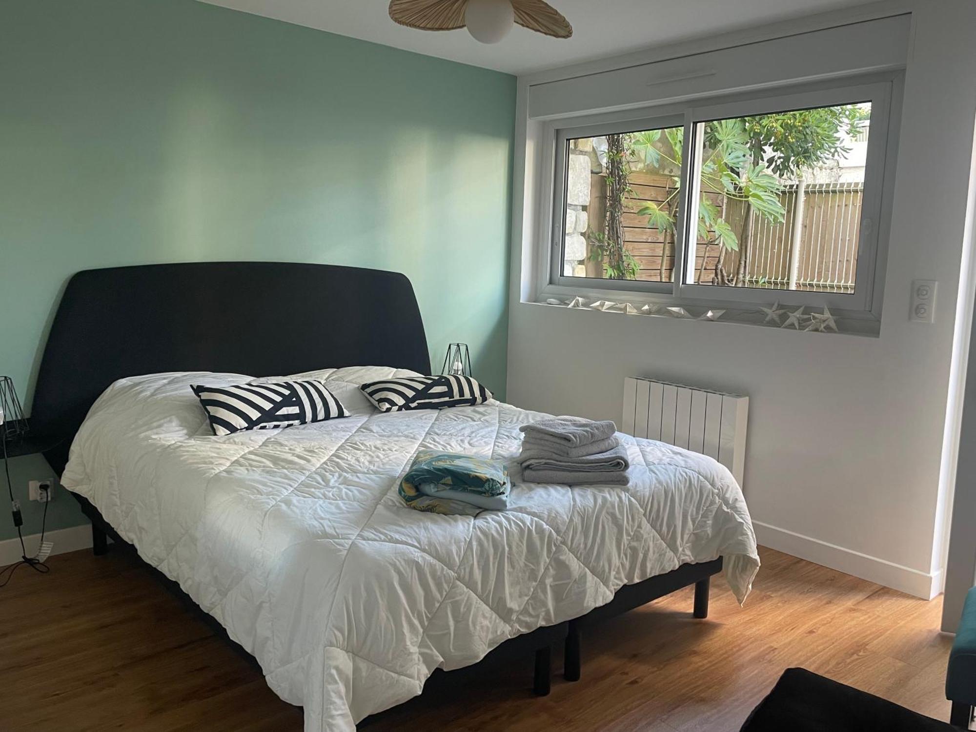 L'Auguste - Appartement Terrasse, 450M De La Plage 로양 외부 사진